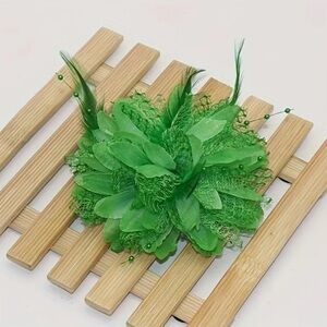 Emerald Garden Mesh Clip Fascinator – Green